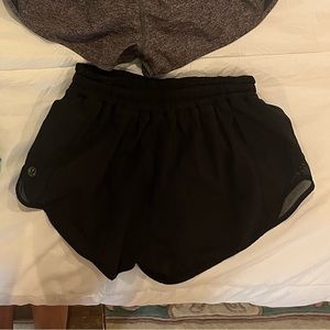 black hotty hot lululemon shorts